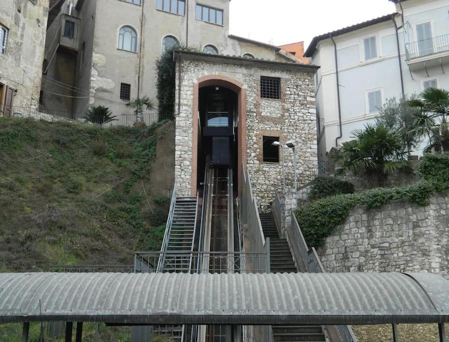 Appartamento Casa Dell'Oliveto "Parcheggio Gratuito" Narni Esterno foto